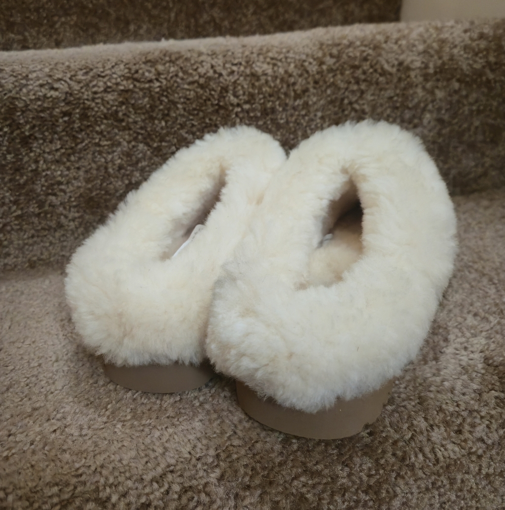 UGG Cluggette Cable Knit Slipper - Picture 7 of 15